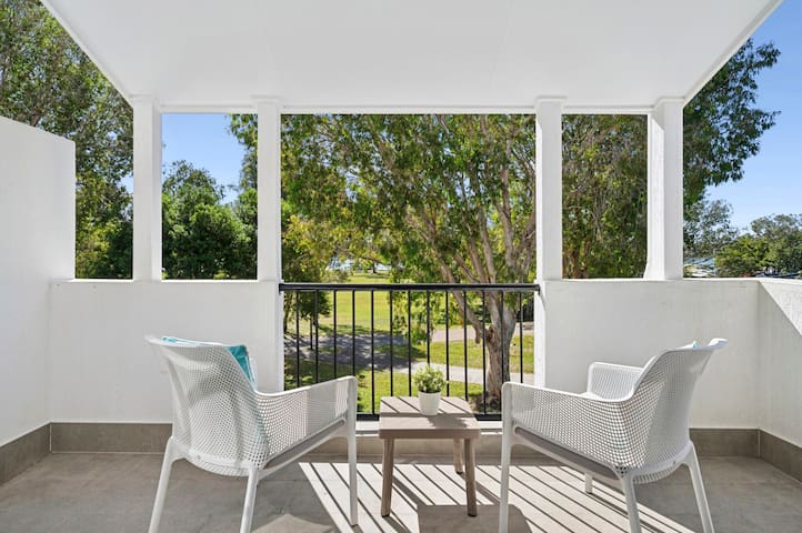 Villa Aqua 6 – Riverfront Noosaville