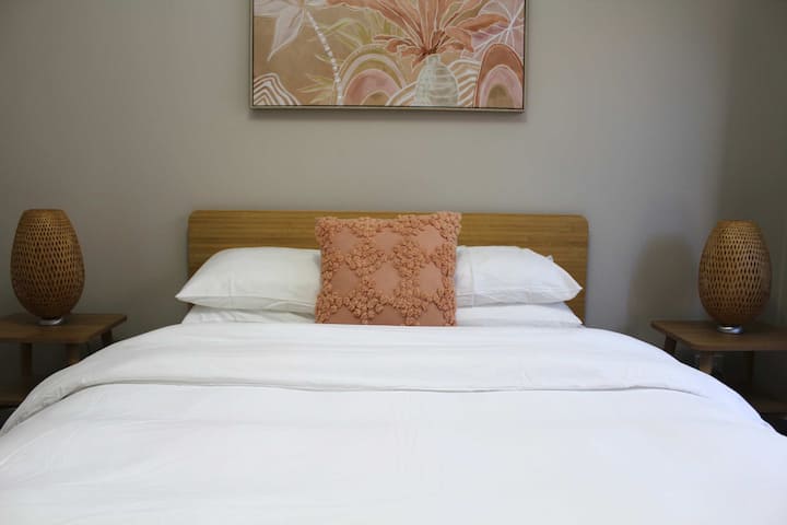 Dormitorio 3 con cama tamaño queen