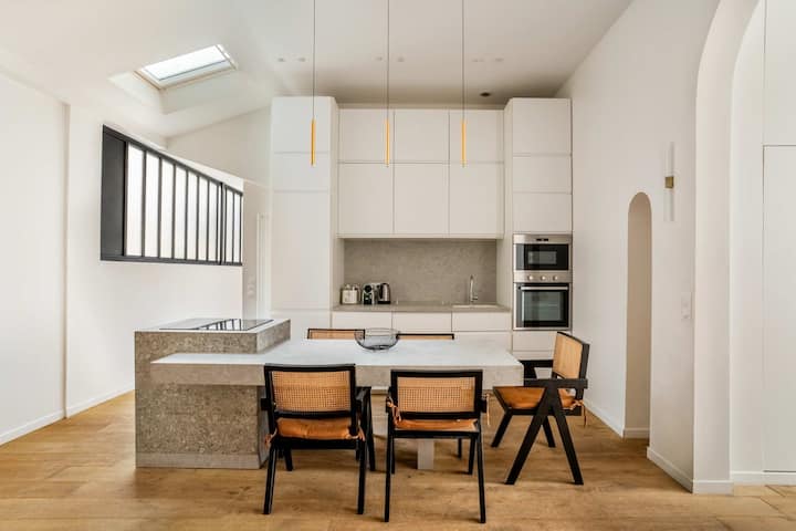 Eiffel Tower Champ De Mars Exquisite 3bd 3bth - Paris