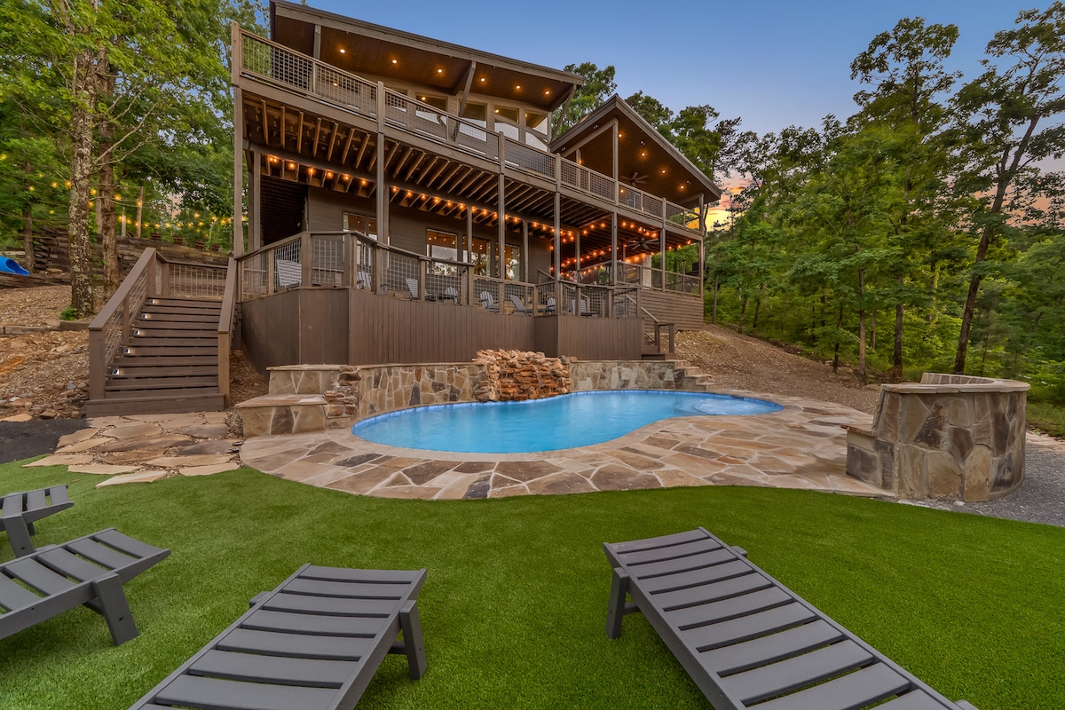Epic Views • Luxury Cabin with Pool & Waterfall