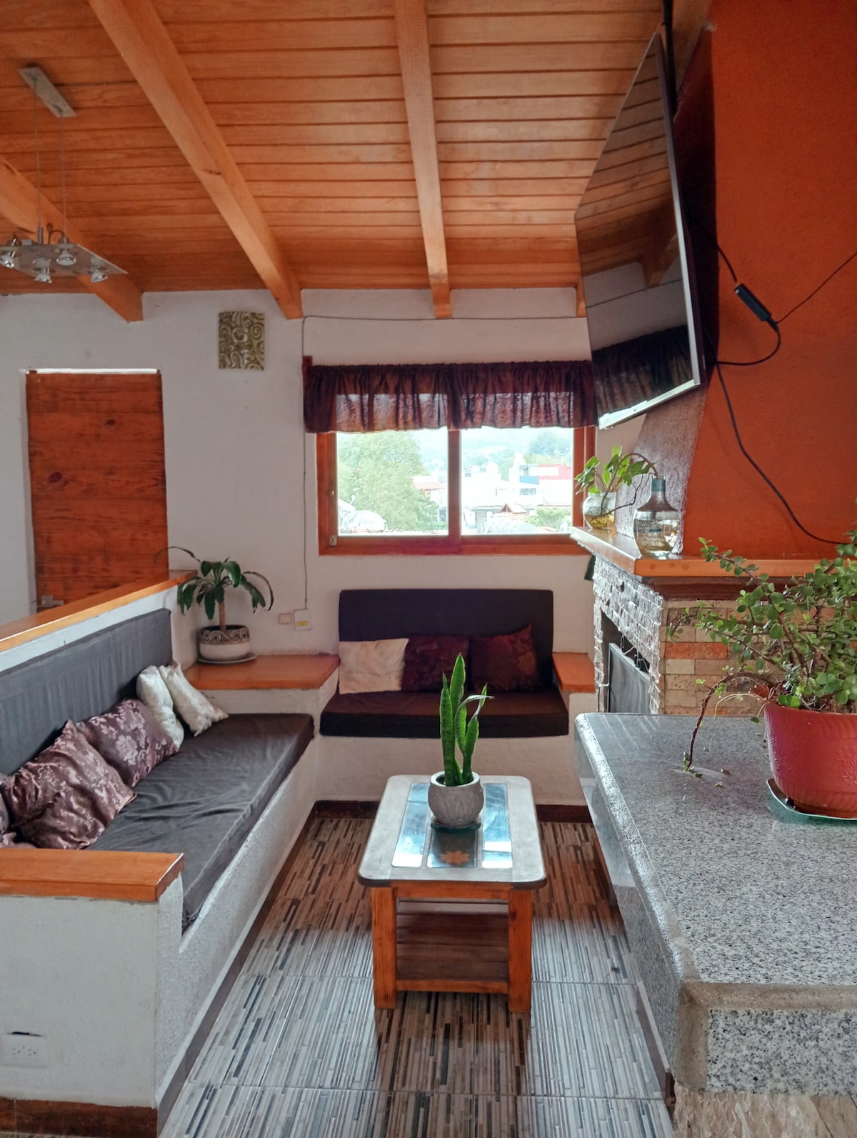 4BR Condo in Valle de Bravo — 4 bedroom vacation rental in Valle de Bravo