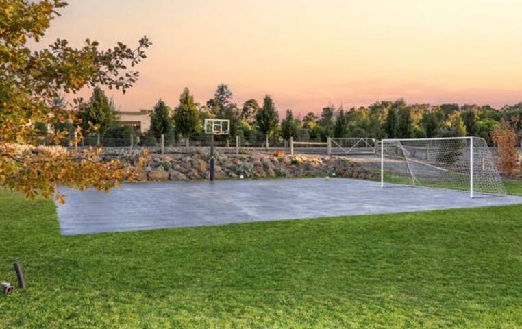 Seaside country retreat gallery image 4