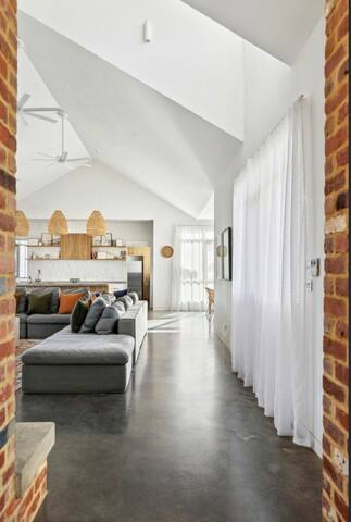 Seaside country retreat gallery image 5