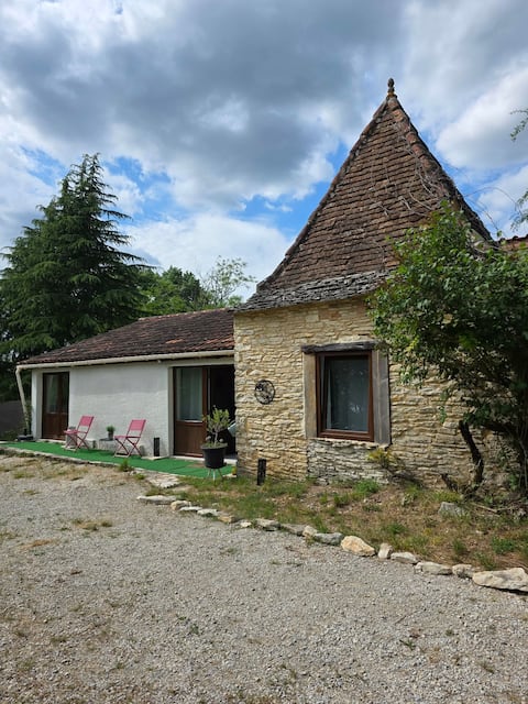 House with garden, Catus