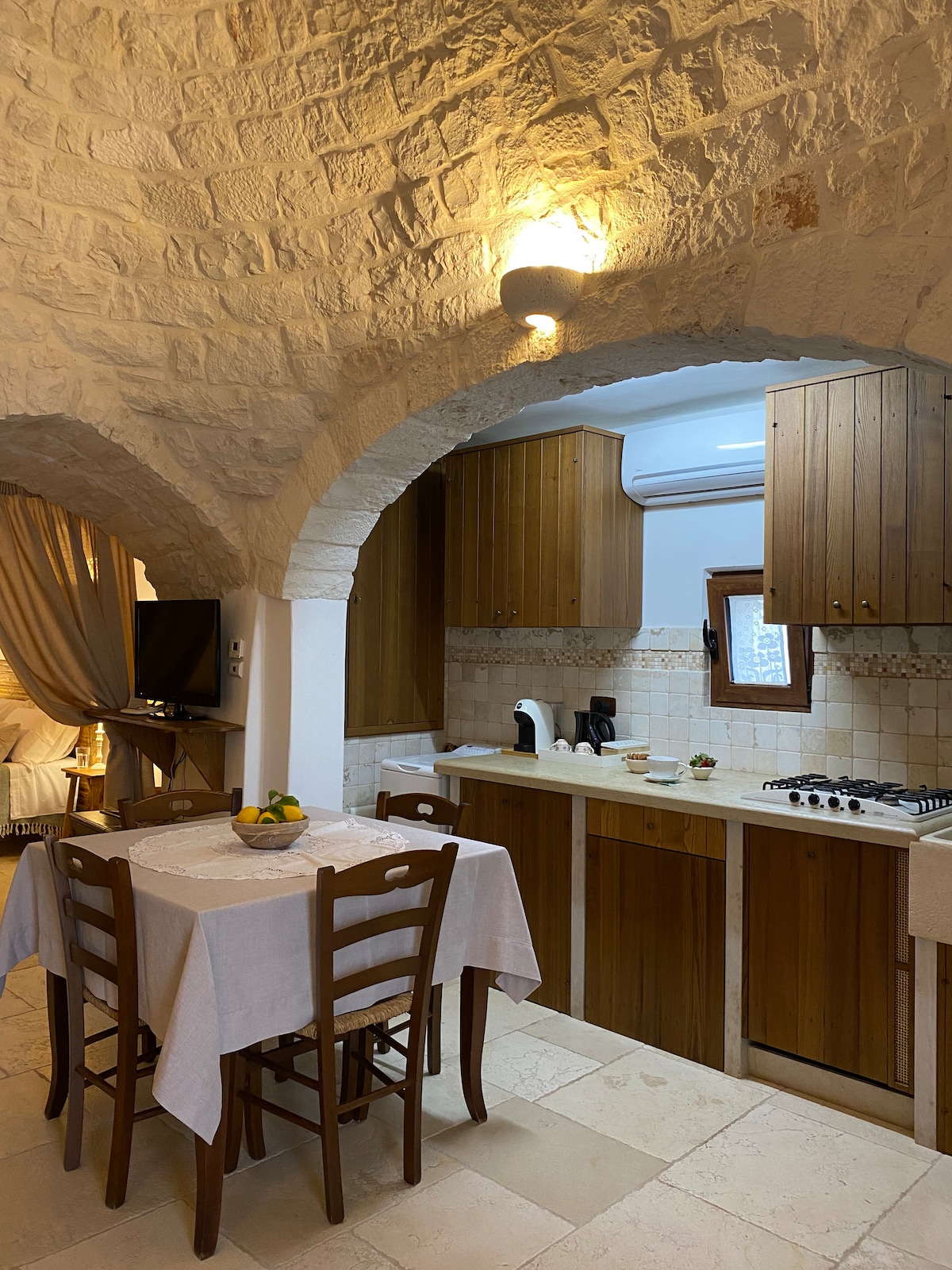Top Airbnb: Trullo Quercia with private pool en Locorotondo