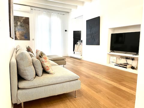 Top performing Airbnb: Family House in Palma Old Town in Palma