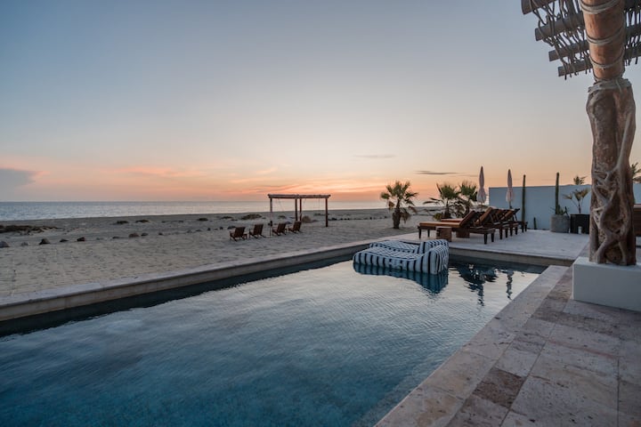 Beautiful Beachfront Villa A73 - Cabo Pulmo National Park