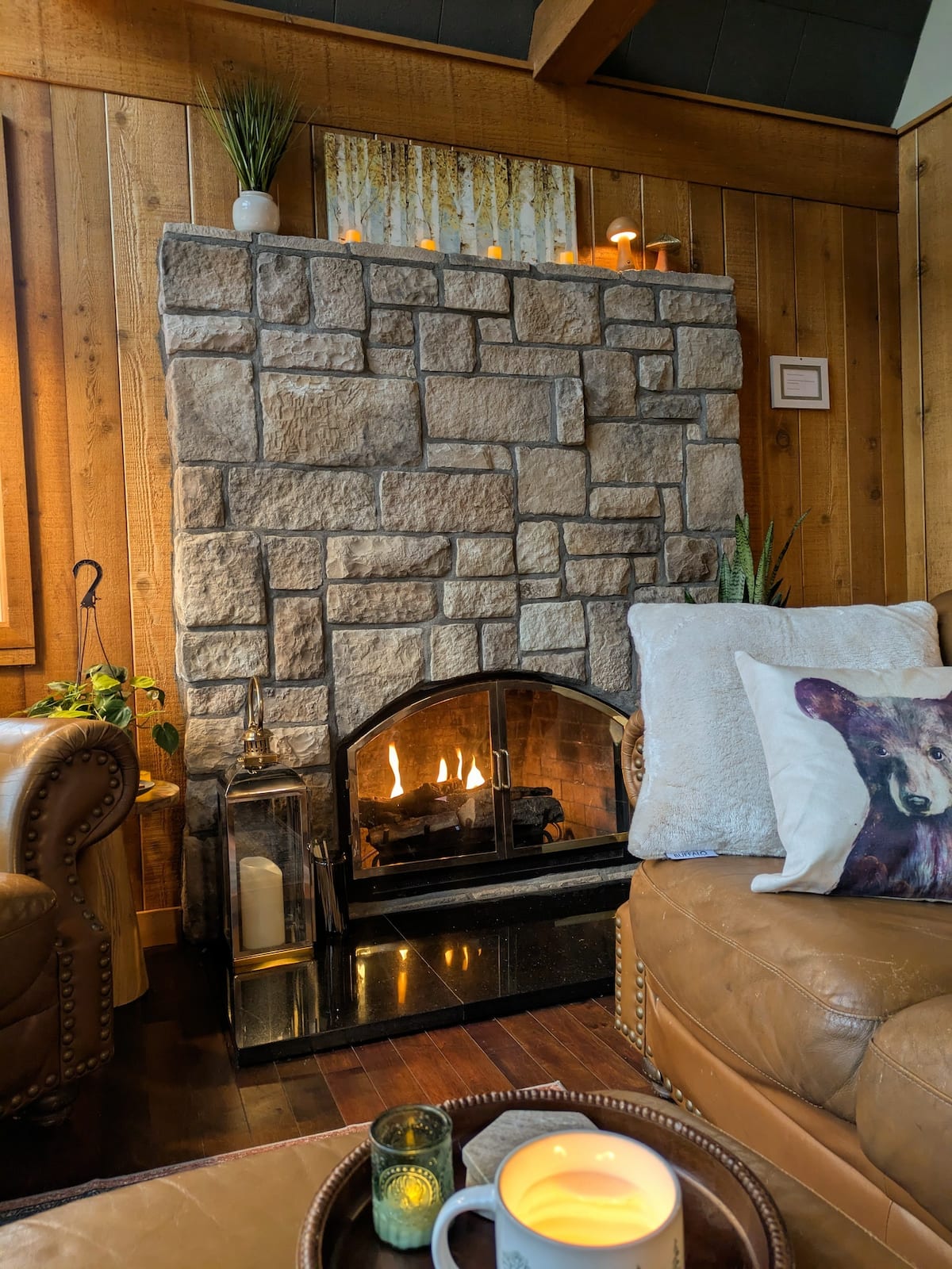 Finley Lodge on the Rogue River | Private Escape in Grants Pass, photo 3