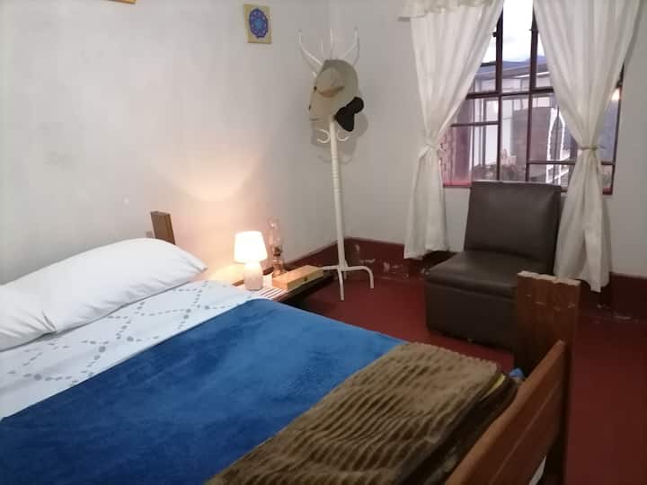 საძინებელი 1