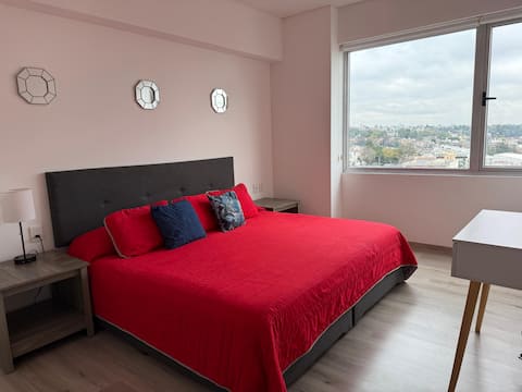 Successful Airbnb property: Romulo OFarril 2parking/3BE/2BA in Olivar De Los Padres