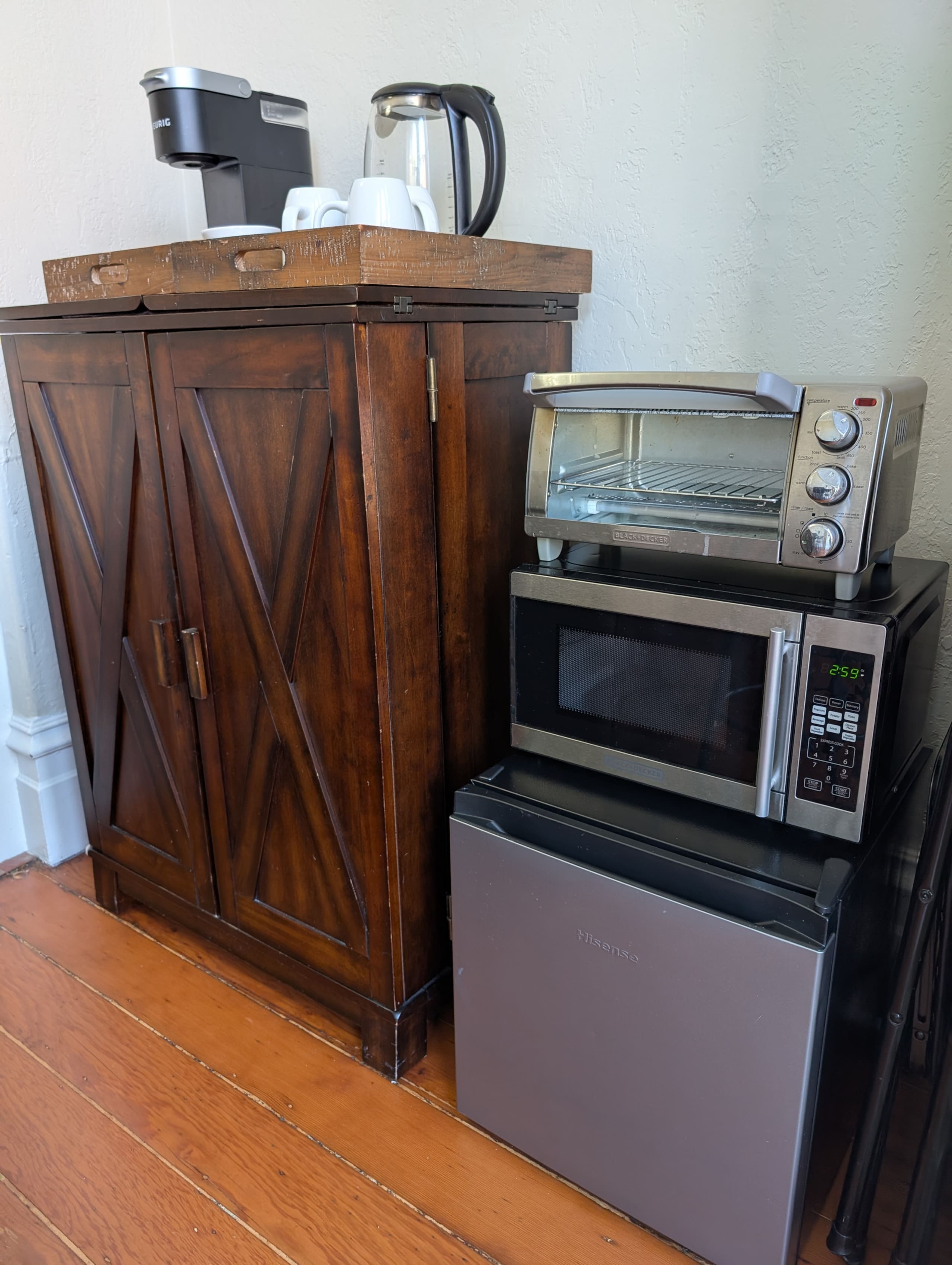Home in San Francisco · ★4.89 · 1 bedroom · 3 beds · 1 bath - Image 4