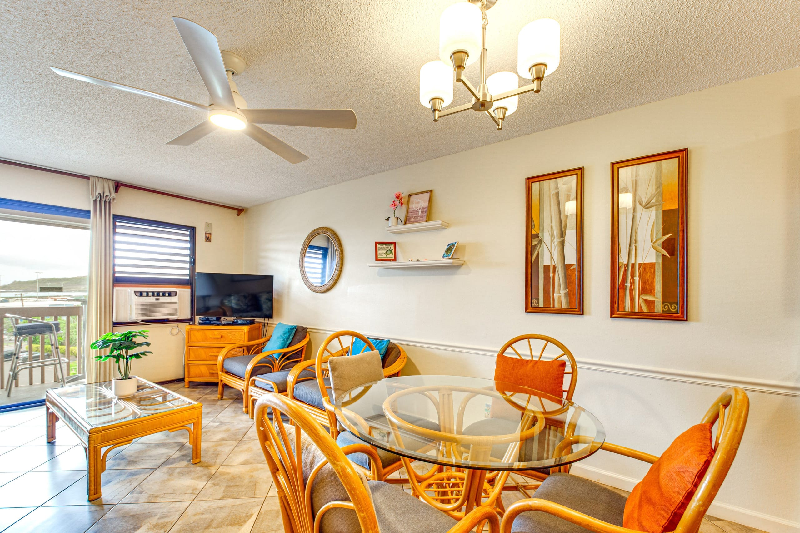 Townhouse in Lihue · ★4.74 · 2 bedrooms · 3 beds · 1.5 private baths - Image 7
