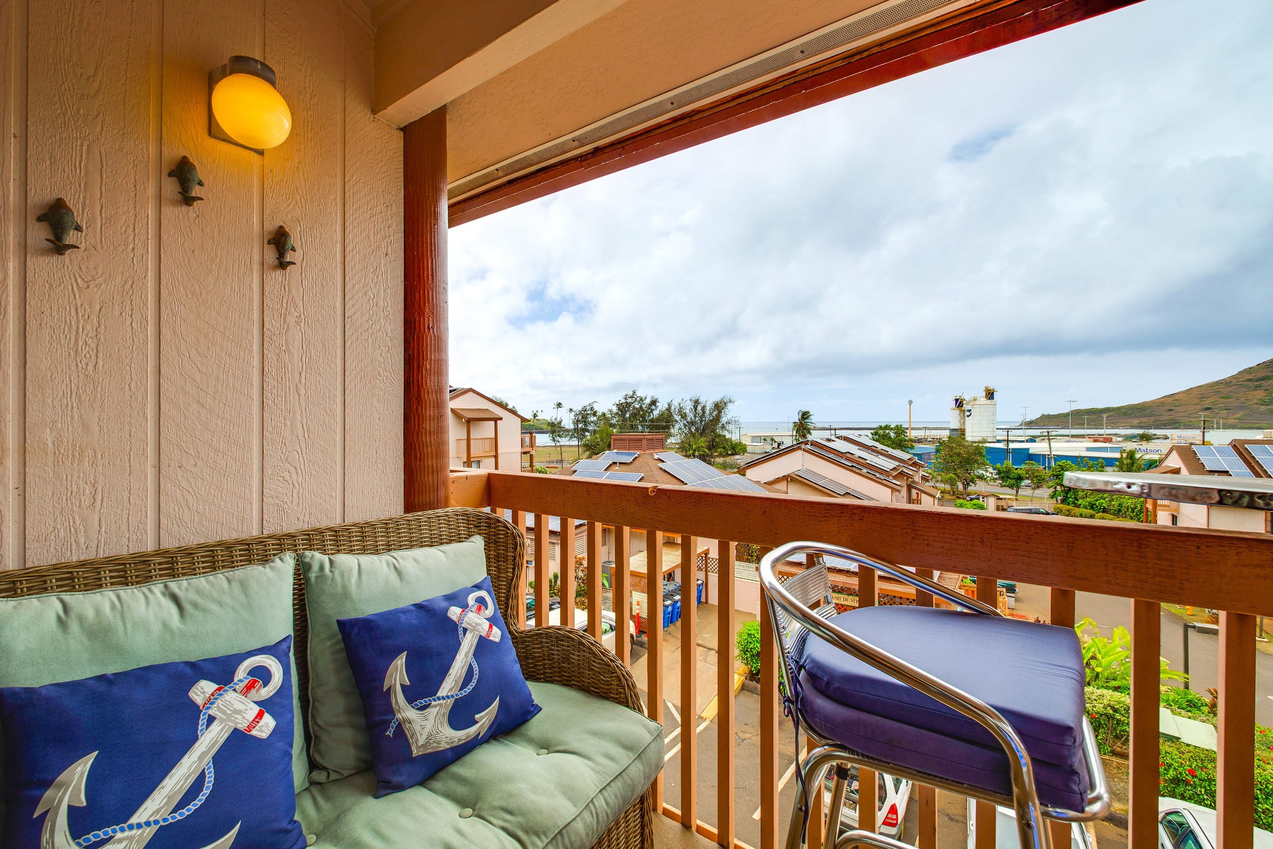 Townhouse in Lihue · ★4.74 · 2 bedrooms · 3 beds · 1.5 private baths - Image 18