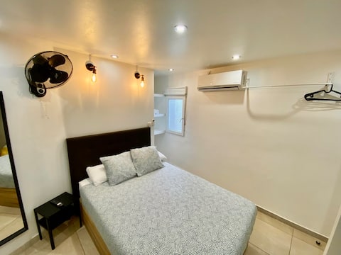 1 New exterior apartment. In front of the subway 413