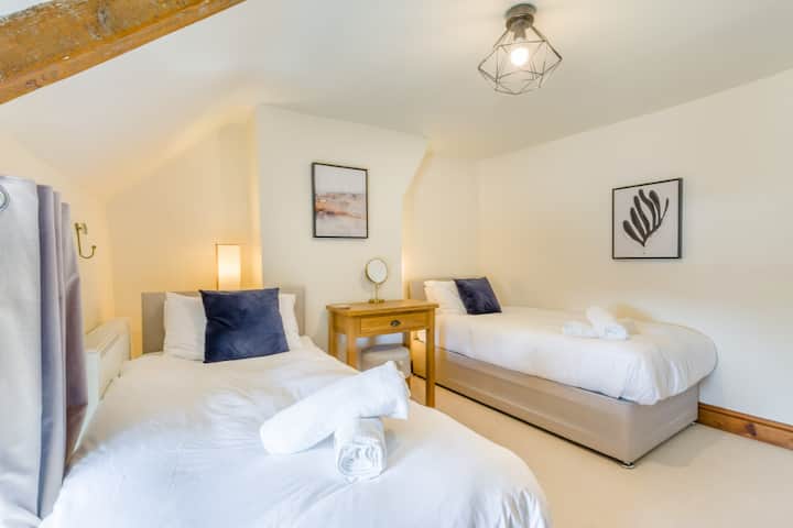 Chambre avec deux lits