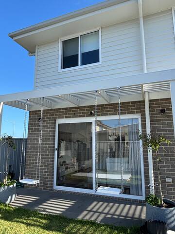 Sea Escape: All Season Pool & Outdoor Oasis gallery image 3