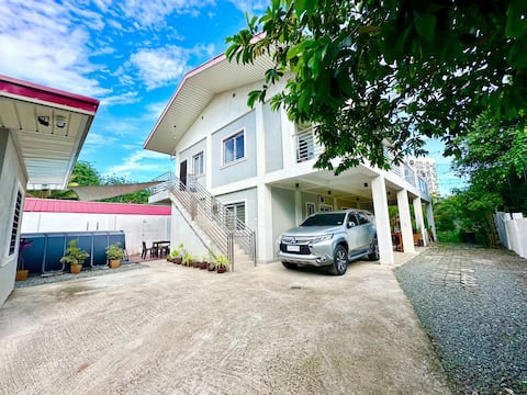 House + Pool + Videoke near Tagaytay & Nuvali