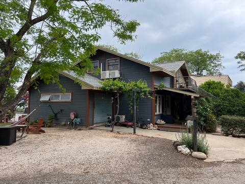 Ben & Jen's Galilee home