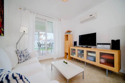 Successful Airbnb property: Venice Terraces Apartment: Mediterranean sun in Xàbia / Jávea