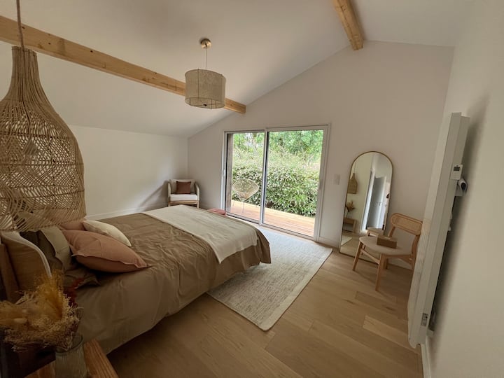 Suite matrimoniale con terrazza ripostiglio / bagno e wc