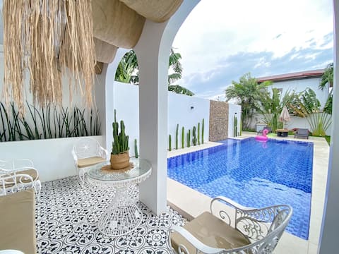 Patio Trasero De Maria (a veranda in the backyard)