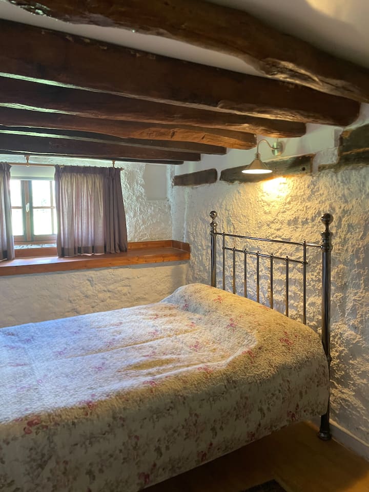 საძინებელი 4