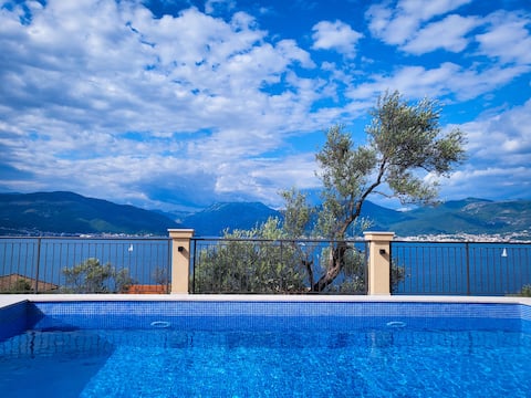 Villa Seascape – Pool & Sea View
