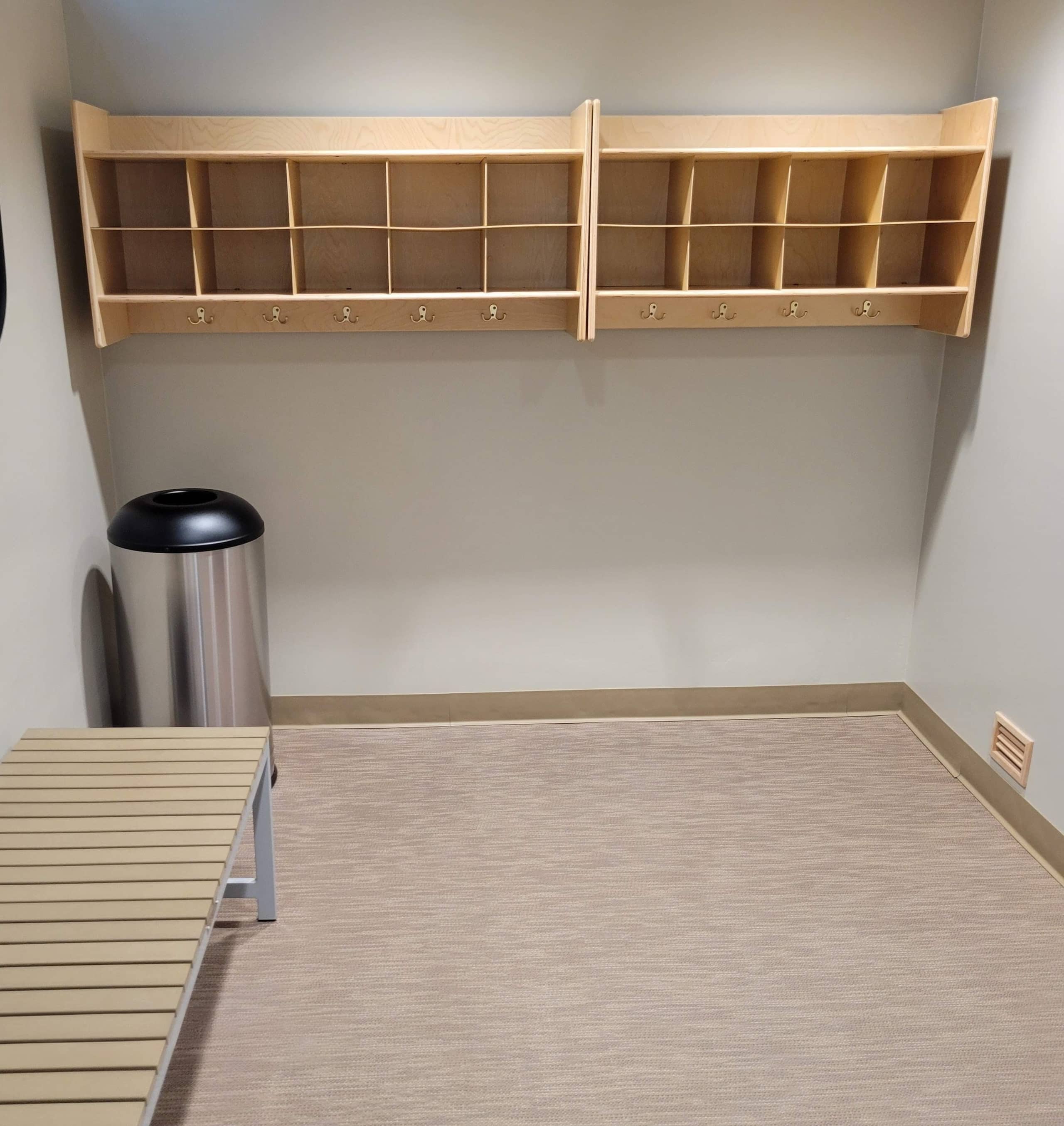 Condo in Honolulu · ★4.72 · 1 bedroom · 3 beds · 1 private bath - Image 16