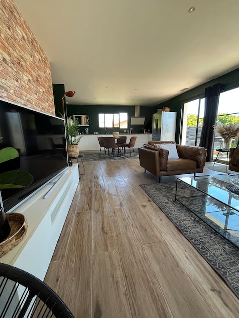Annonce Airbnb populaire: House with garden, Bassin d'Arcachon 33260 à La Teste De Buch