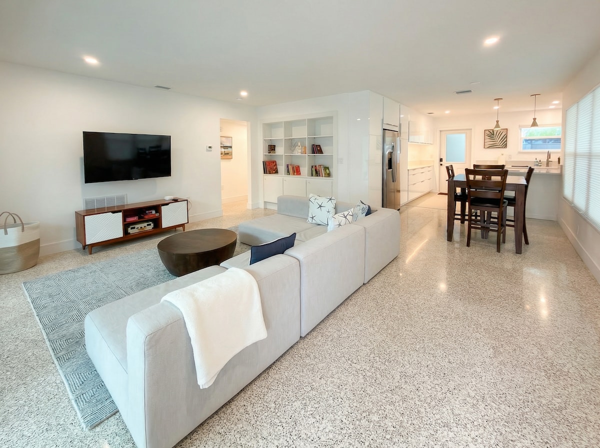 Successful Airbnb property: Hidden Gem in Downtown Sarasota in Sarasota