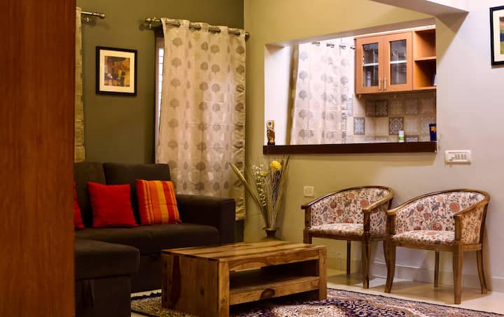 Safe Cozy Oasis
(Downstairs)