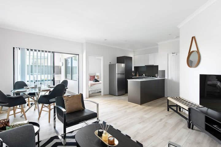 Chic Exec 2bdr 2bath -River, Freo, Parking, Ac - Fremantle