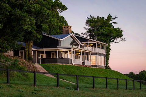 Wildefell Estate - Entire Country Farm & Cottage