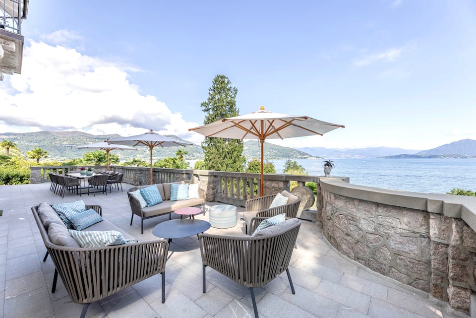 Villa Farfalla, a restored villa on Lake Maggiore, Ranco, Lombardy, Italy, photo 9 of 10