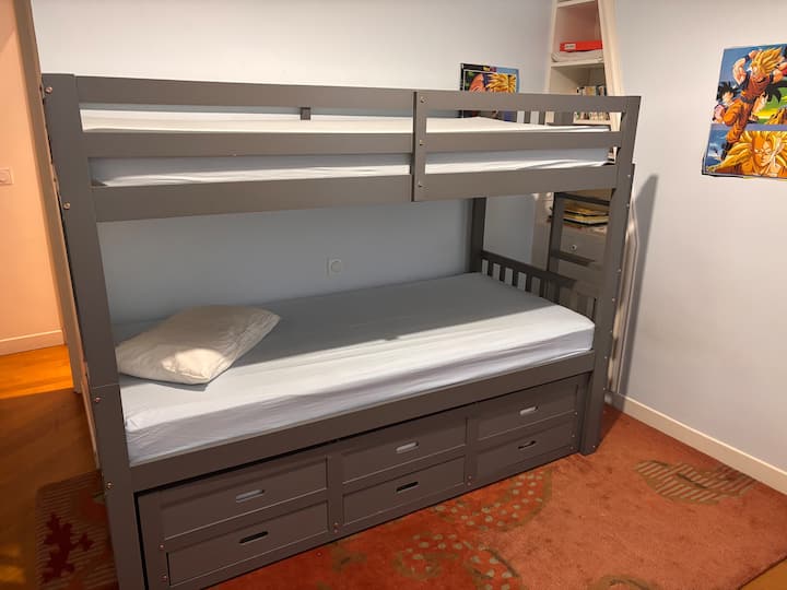 二段ベッド（3人用）