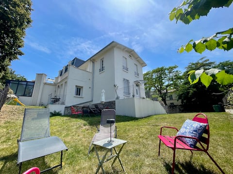 Villa Aquarelle for 8 people, 15 minutes from Paris + parking
