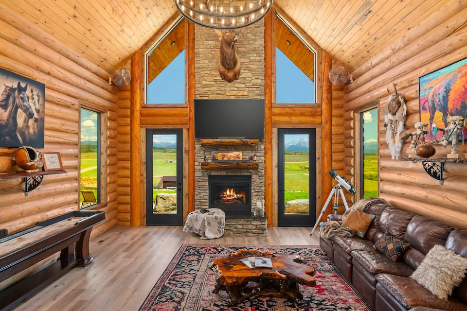 Elk Ridge, a log lodge facing the Tetons, Tetonia, Idaho, United States, photo 3 of 10