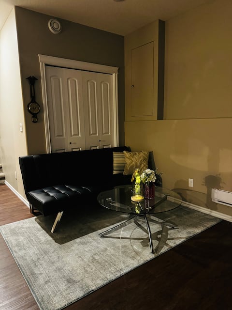 Popular Airbnb listing: Home for Rent in Saskatoon in Blairmore Sector