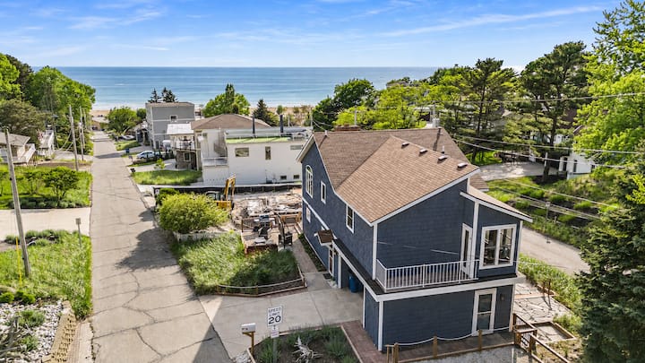 10-Min Walk to Grand Haven Beach | 4BR Sleeps 10