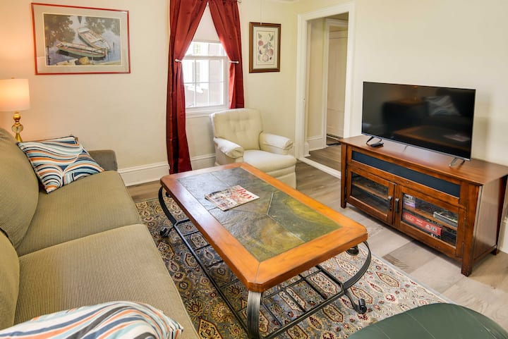 Warren Vacation Rental, Walk To Warren Town Beach - Bristol, RI