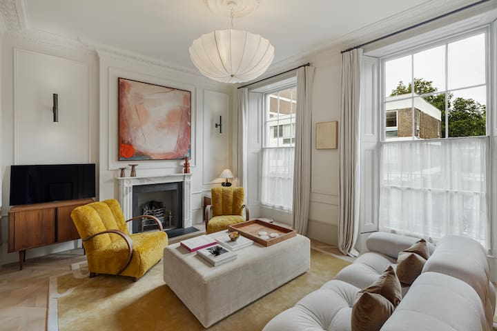 Stunning Hyde Park Townhouse