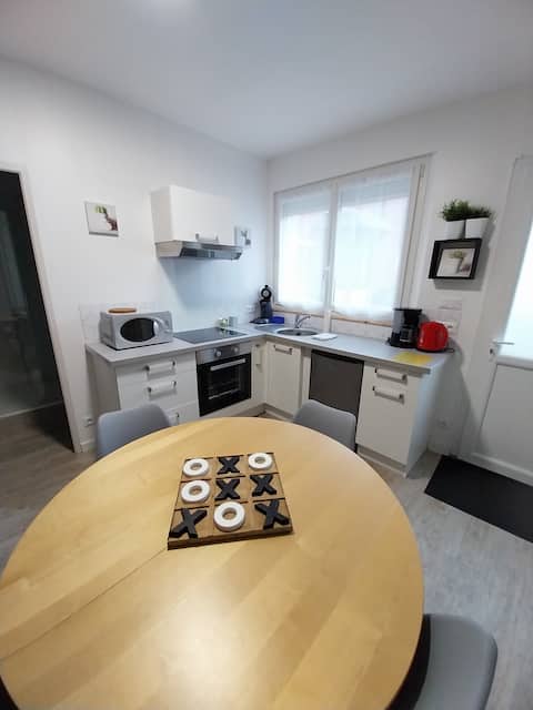Top performing Airbnb: Refurbished apartment. in Mers Les Bains