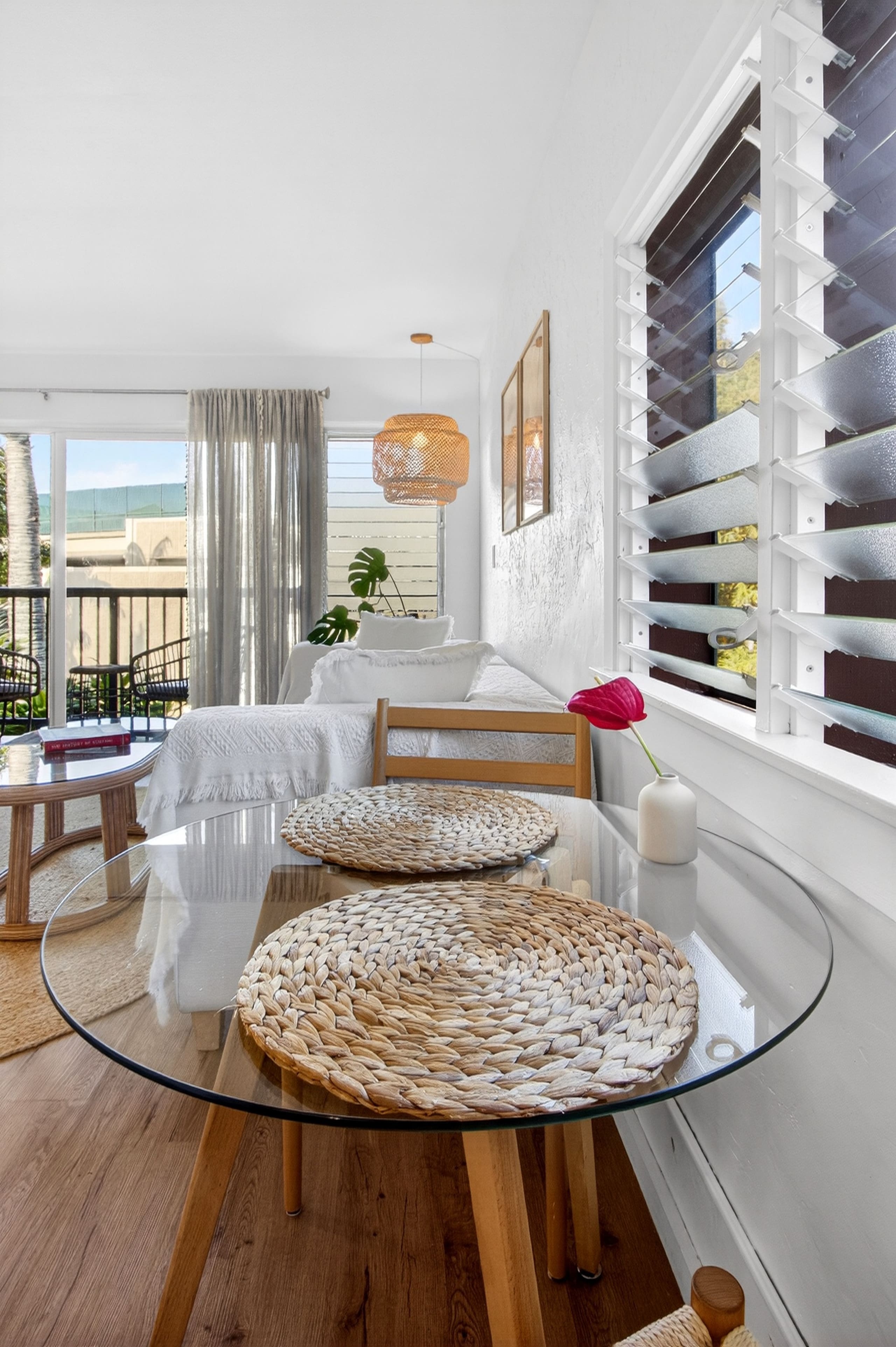 Tropical Oceanside Oasis - Photo 23