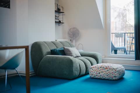 Top Airbnb: La Nuit Américaine – loft/penthouse Guesthouse in Ixelles Elsene