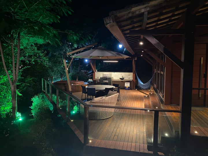 Country house with spa on the deck and desk included