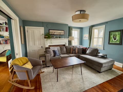 Successful Airbnb property: Historic family house in downtown Beacon in Beacon