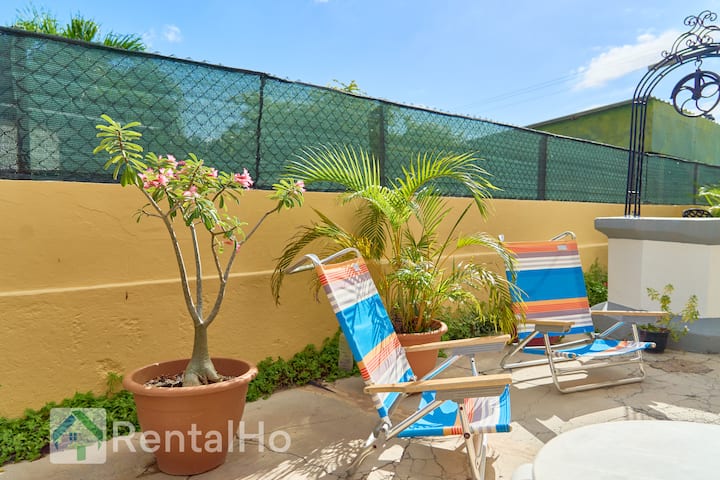 Remodeled & Modern Free Wifi -2 Min From The Beach - Varadero
