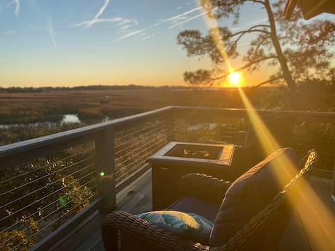Summer at Fripp! Views, Pet friendly, Golf Cart