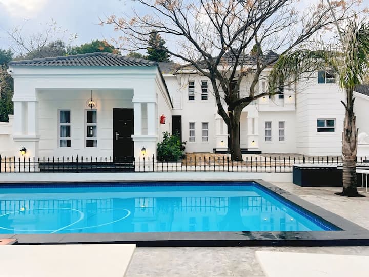 Vale Boutique 9bedroom Villa +Exclusive Event Hall - Afrique du Sud