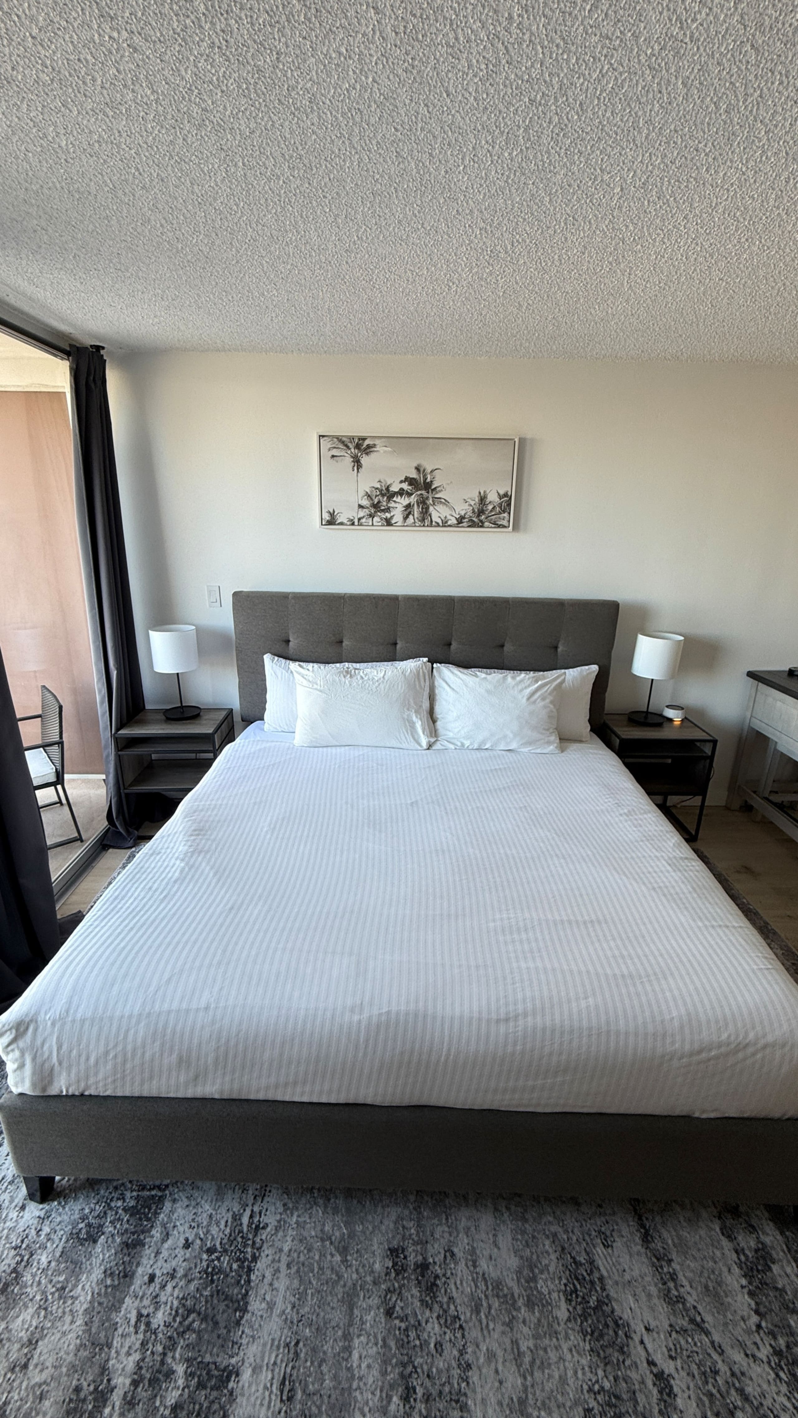 Waikiki Condo_Free parking - Image 12